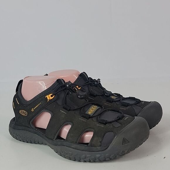 Keen Solr Water High Performance Sport Closed Toe Men's Hiking Shoes